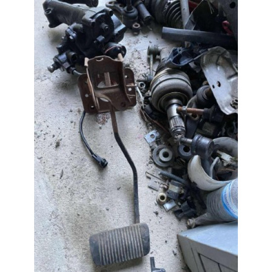 Brakepedal automatic crown