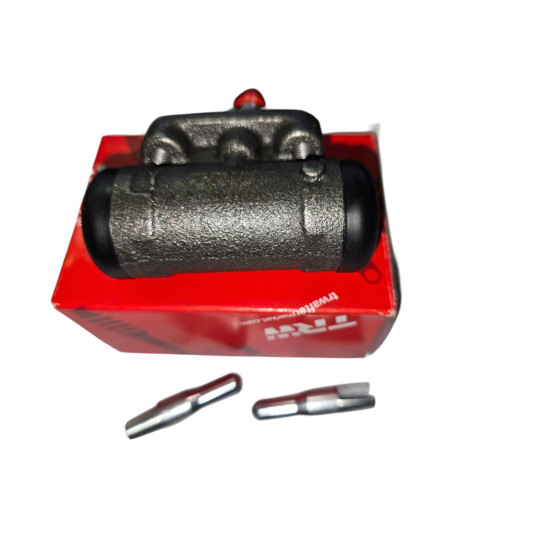 Rear brake cylinder Hilux RN20-RN45
