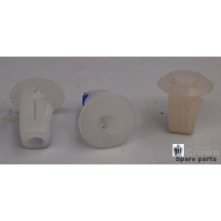 Clip, square 9 mm, round top