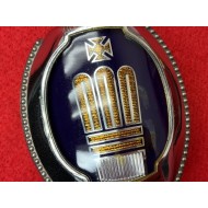 MS50 Crown Whale Front Grill Emblem, no damage