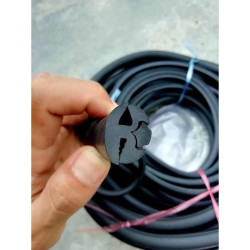 Windscreen rubber Publica 700-800 for front or rear, 4 meter including llock strip