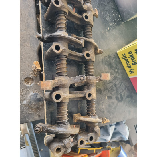 Used engine part -rockers and shaft 2M-4M engine