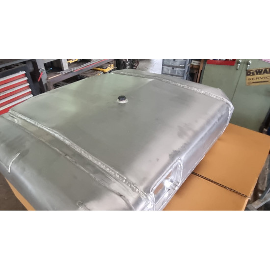 Fueltank Toyota Crown Series 60 Sedan and Hardtop (2-door), Aluminium