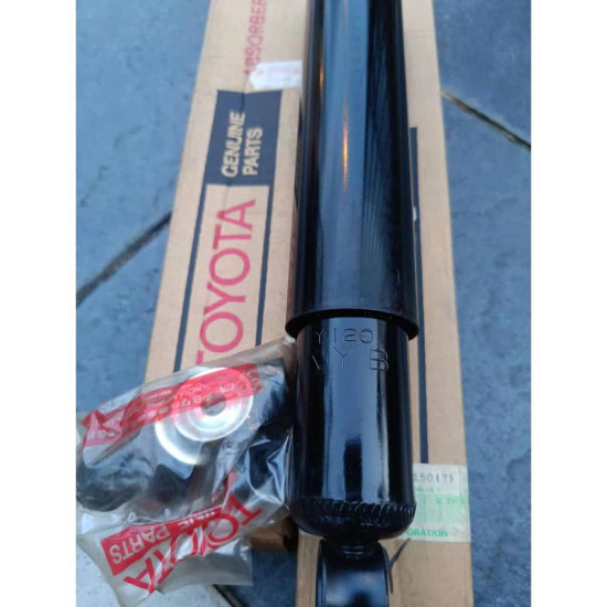 Pair Oil filled KYB shockabsorbers , rear, Corona RT20-RT40