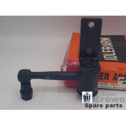 Idler arm, Hilux RN10, RHD