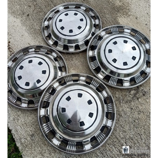 Set used hubcaps 60-80 series Crown